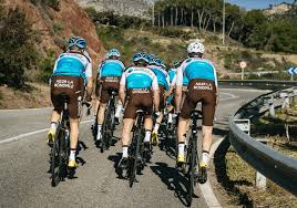 ropa ciclismo Ag2r La Mondiale